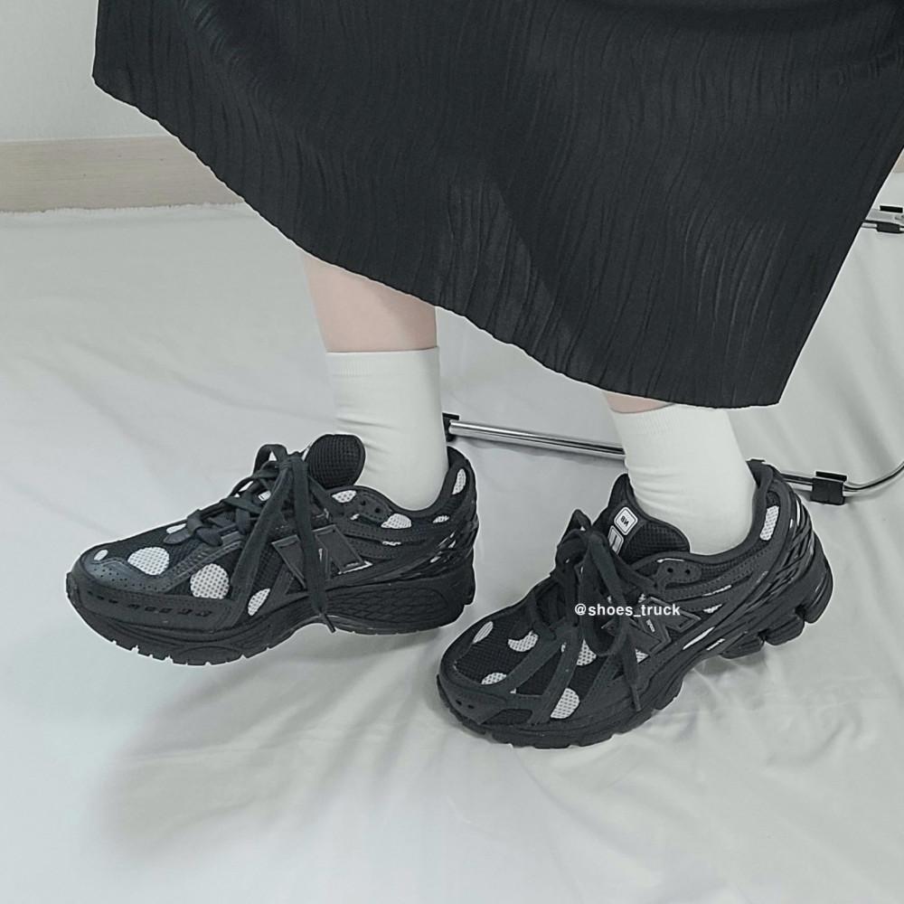 뉴발란스 1906R Polka Dot Black 공용