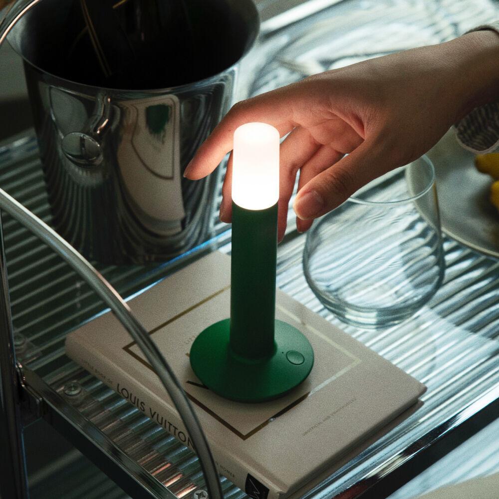 Lighthouse 유,무선 충전 포터블 조명 - 빈티지 그린