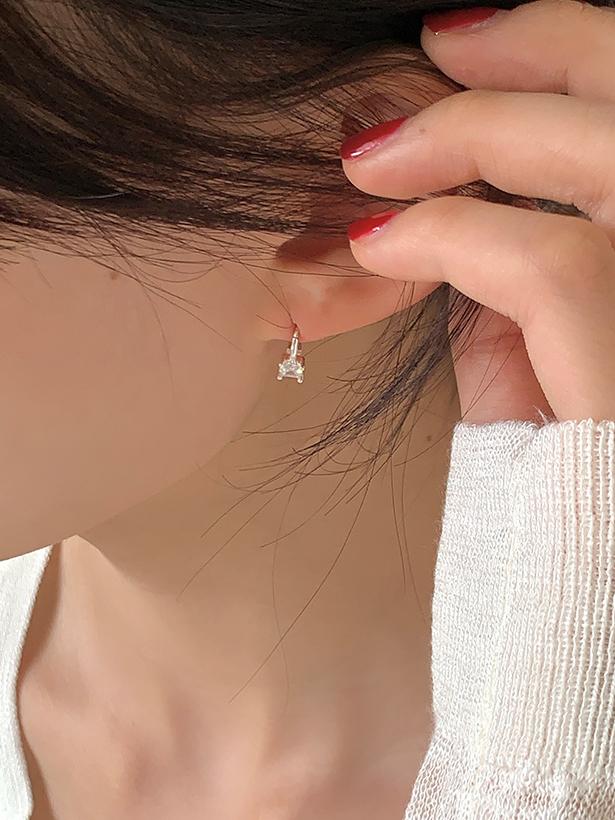mini square earring