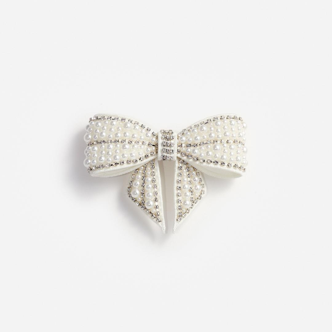 Pearl Crystal Bow Hairclip - One Size