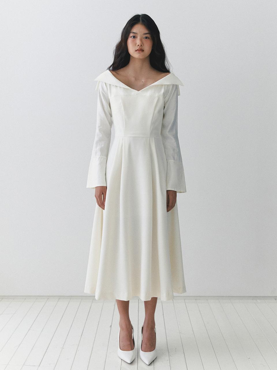 와이드 카라 플레어 원피스_아이보리