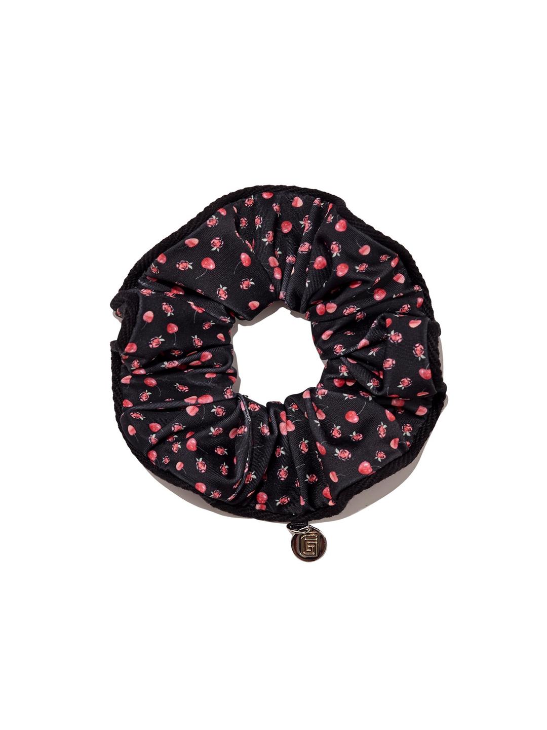 CHARM SCRUNCHIE (BLACK CHERRY)