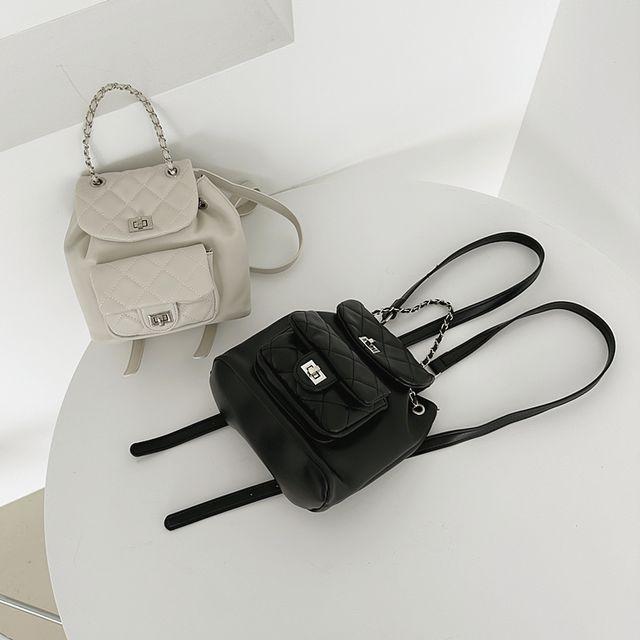 퀼팅포켓 체인 핸들 미니 백팩