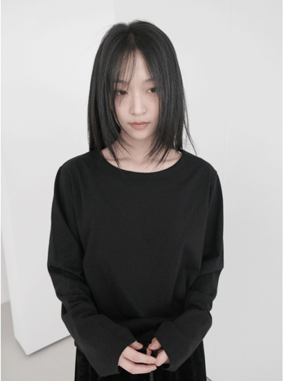 루즈 볼드 라운드 티 (3c)