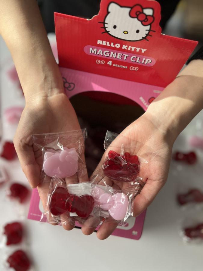 헬로키티 리본 냉장고 자석 클립 집게