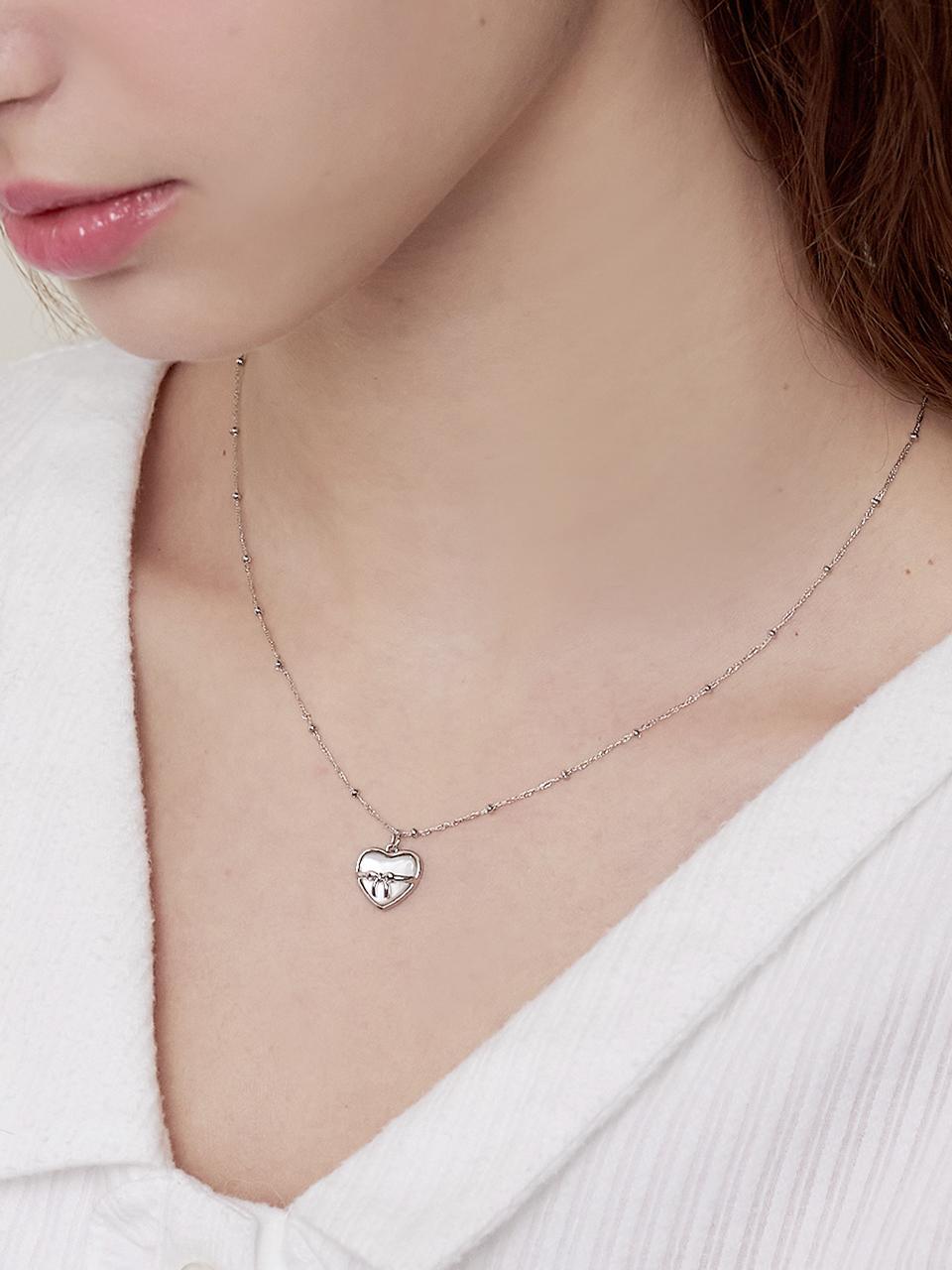 [태연, 여자아이들 미연, 아이브 리즈 착용] holiday heart necklace