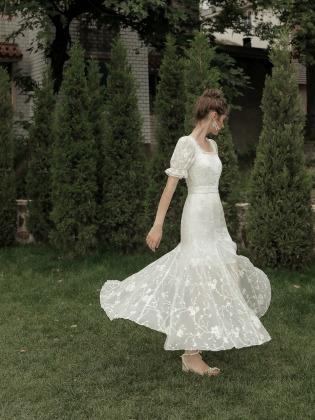 Back v neck mermaid white dress