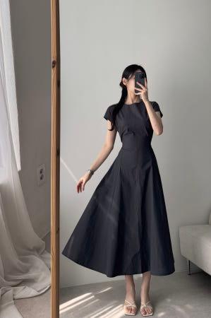 이런 상품 어때요? 라운드넥 캡소매 코튼 플레어 롱 여름 하객 휴양지원피스