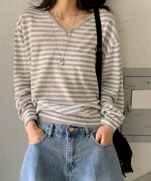 데일리쥬 [무료배송] 샤인든 스트라이프 브이넥 썸머 니트