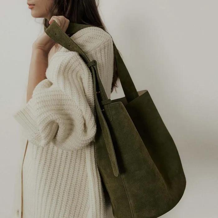 After Suede Bucket Bag_Olive
