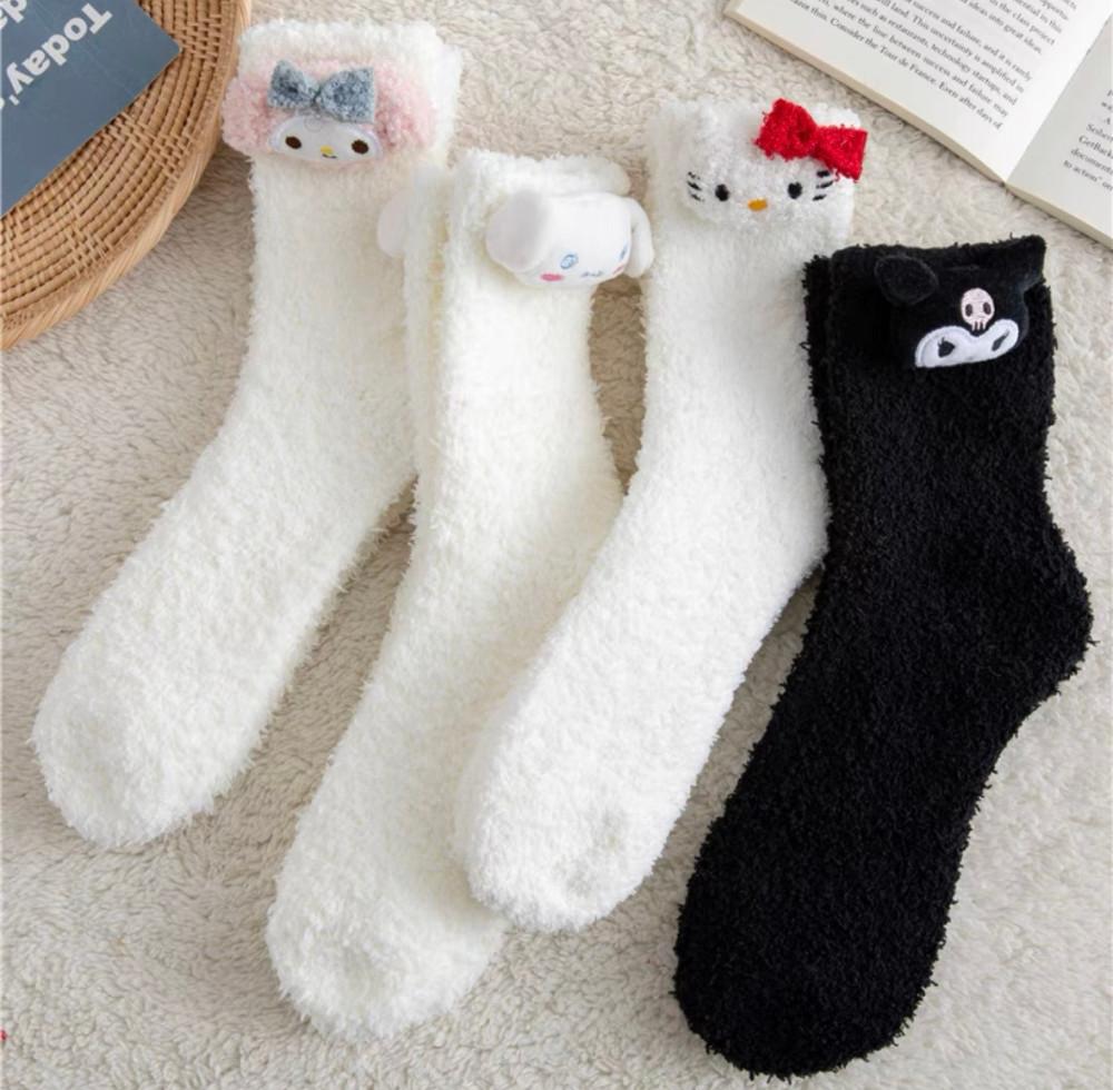 산리오 캐릭터 수면양말 마이멜로디 키티 쿠로미 시나모롤 홈웨어