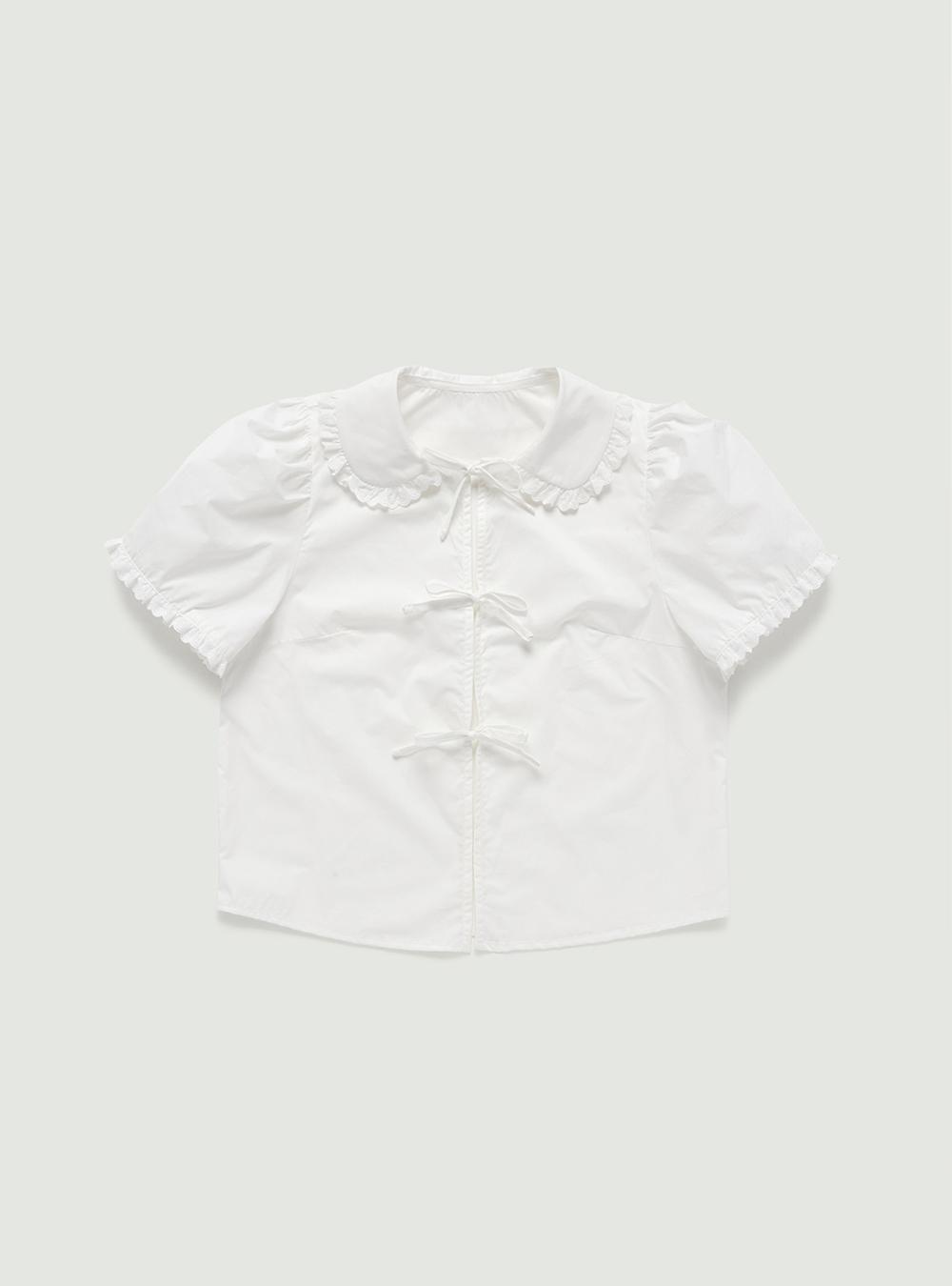 Ribbon puff blouse. White