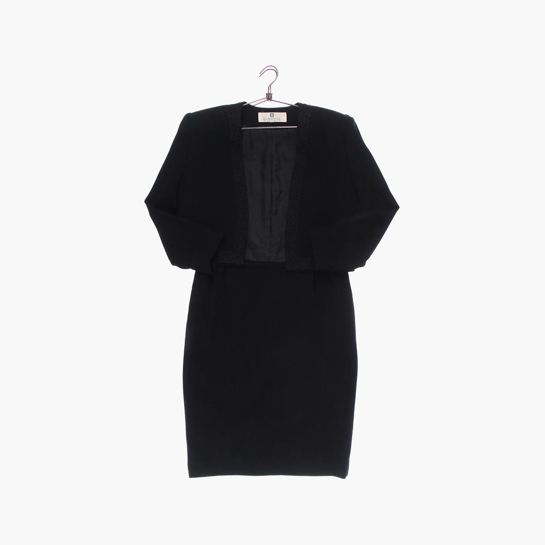 지방시 레이온 2PS TD 베이직 블레이저 여자 L