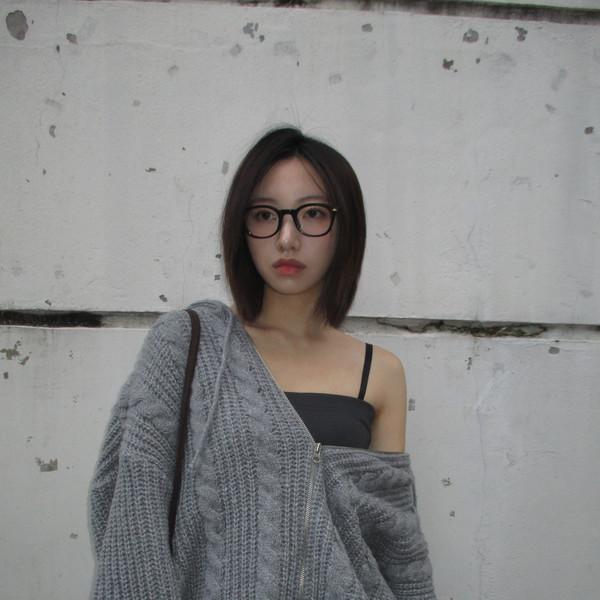 twist knit hood zip up