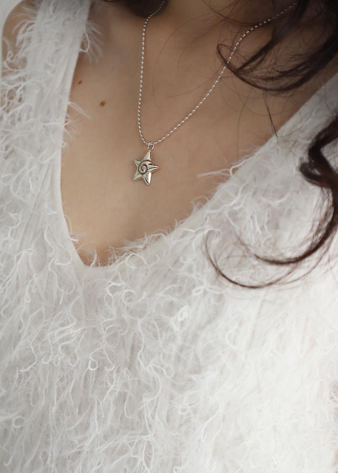 babystar necklace