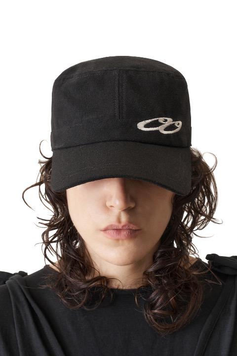 Wool 'O\' Cap, Blackout