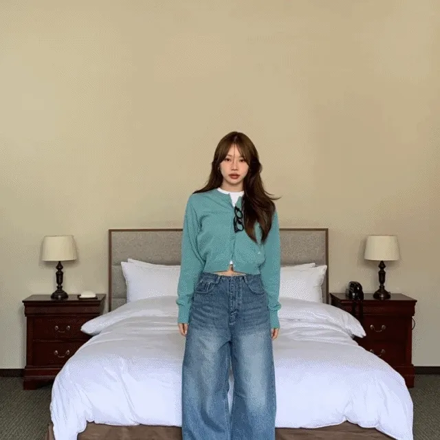 아미먼트 ) 에트나 가디건 [민트추가] 레드,그레이, 올리브 [가디건/자수/데일리/캐주얼/미니멀/대학생/직장인/가을코디/가디건코디/y2k]