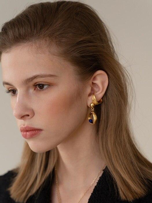 the mural of gold ear-cuff