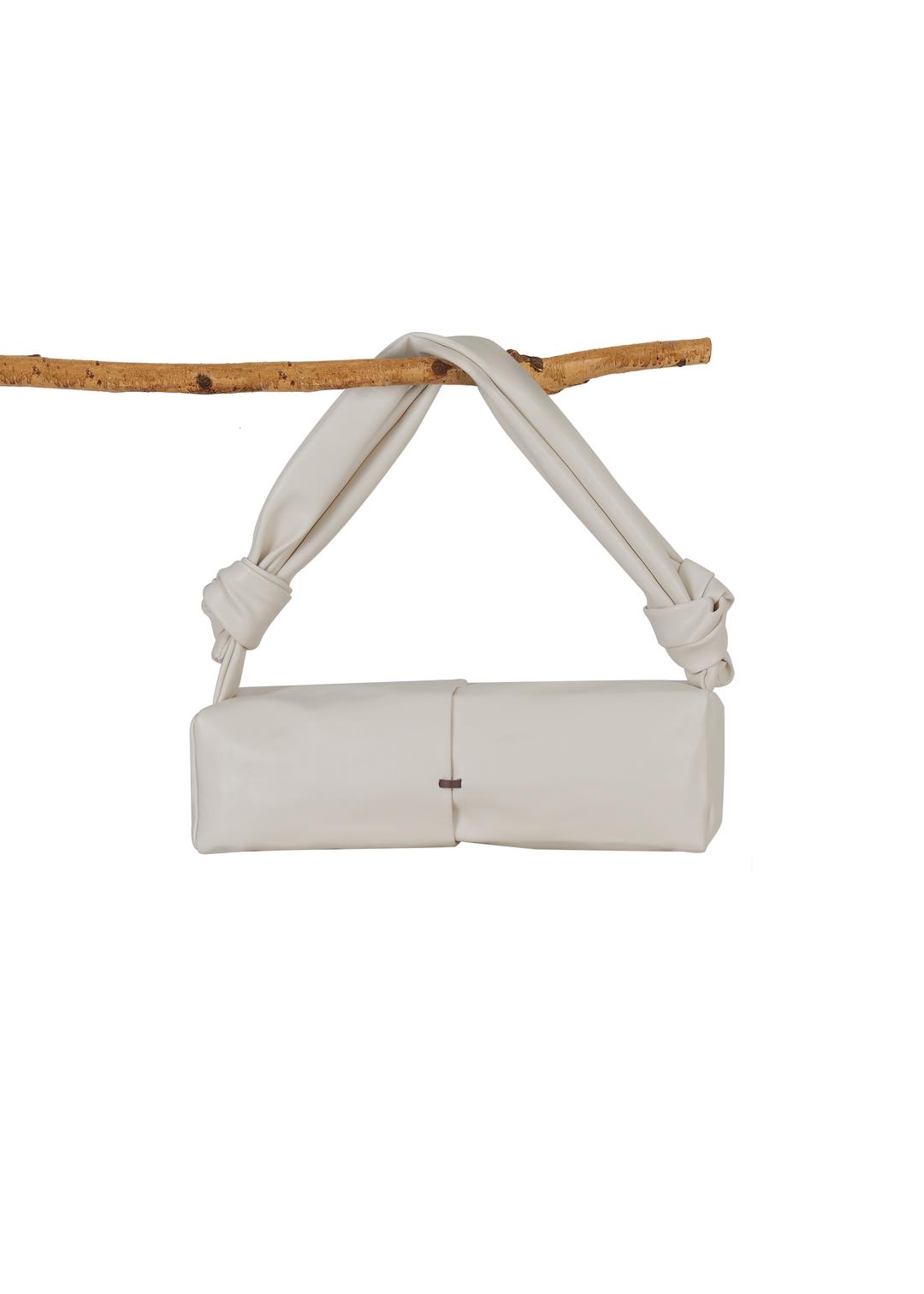 SOMU Post bag -ivory