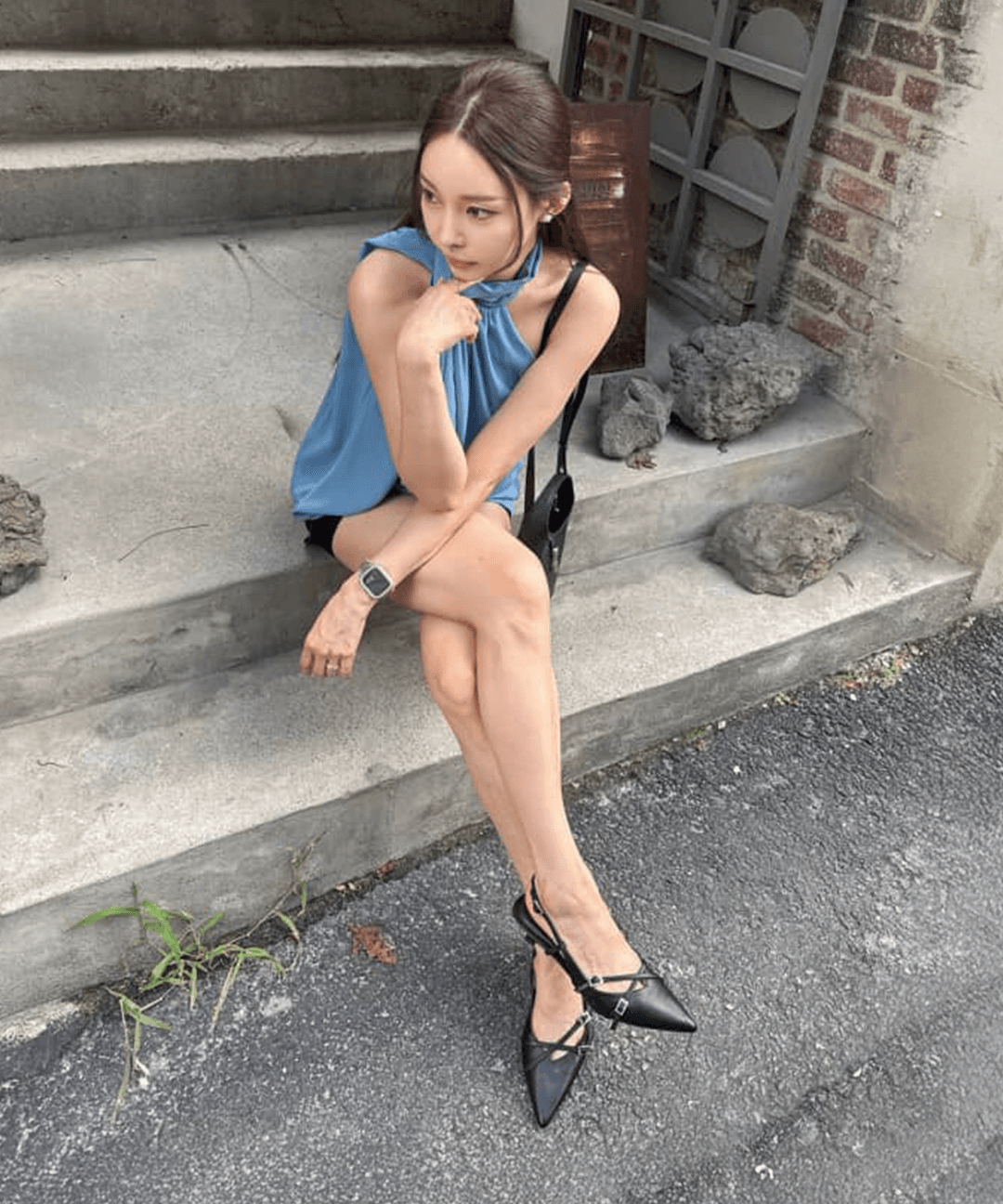 슈펜 크로스 버클 키튼힐 슬링백 (5cm)_구두 검정구두 면접구두 웨딩구두 하객룩 모임룩 출근룩 웨딩룩 (HPWWVFF801 RE) HPWWVGS405