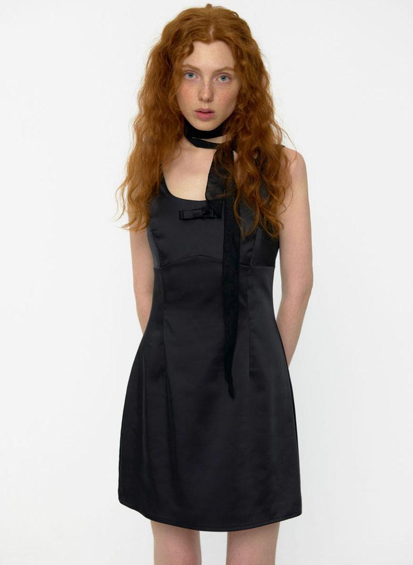 루루서울 Prom Slim Satin Mini Dress (Black)