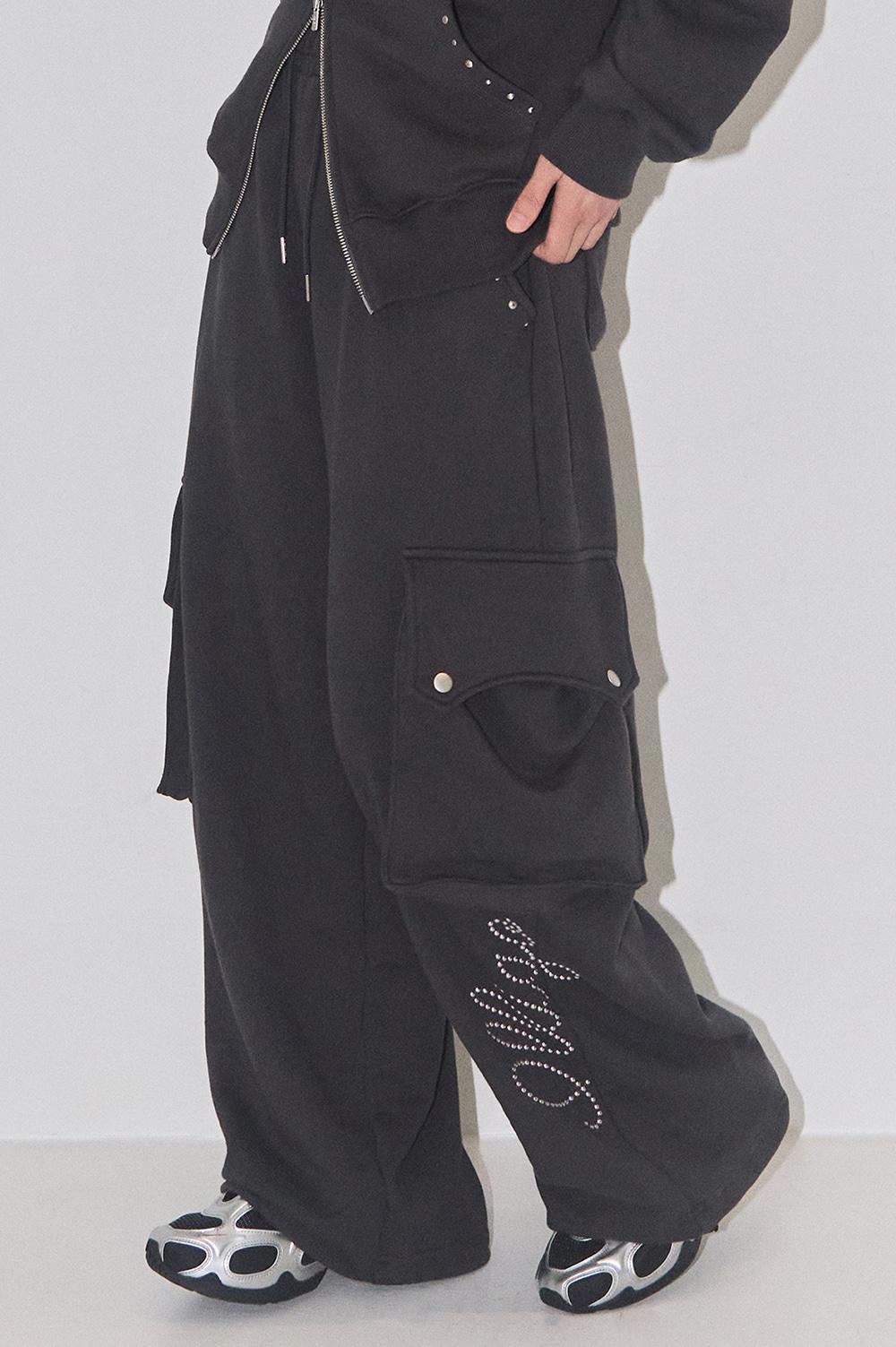 [11/13 예약발송] 스터드 카고 스웻 팬츠 차콜