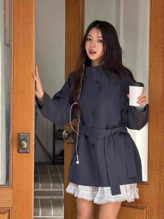 [단독][지민,윤수정PICK]하이넥하프트렌치 J1JK020C