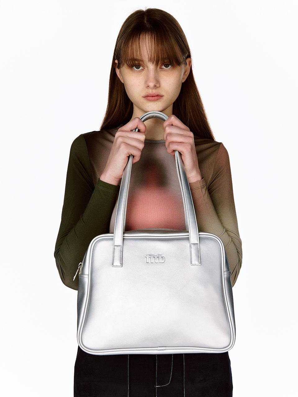 Trapezoid Middle Shoulder Bag (silver)