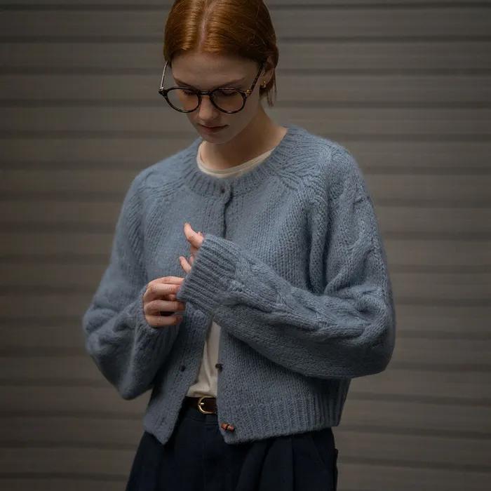 Raglan sleeve toggle alpaca cardigan_Sky blue