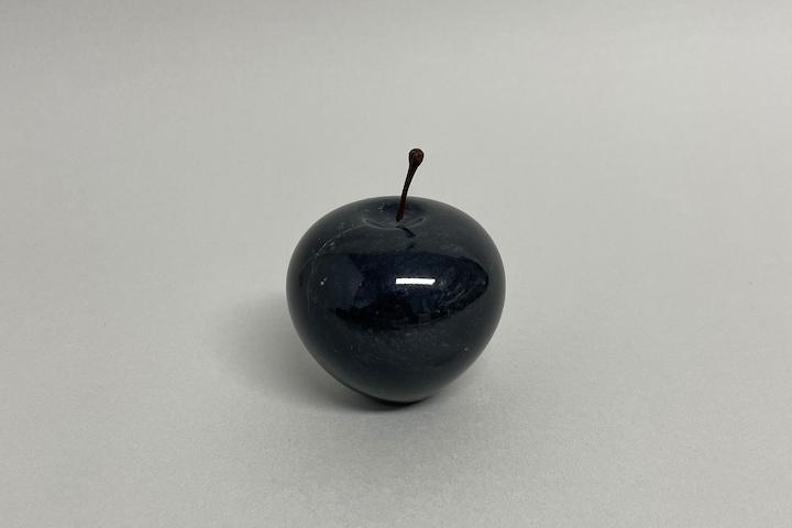 Marble Apple (Black) 마블 스톤 애플 페이퍼웨이트 사과 문진 오브제 소품