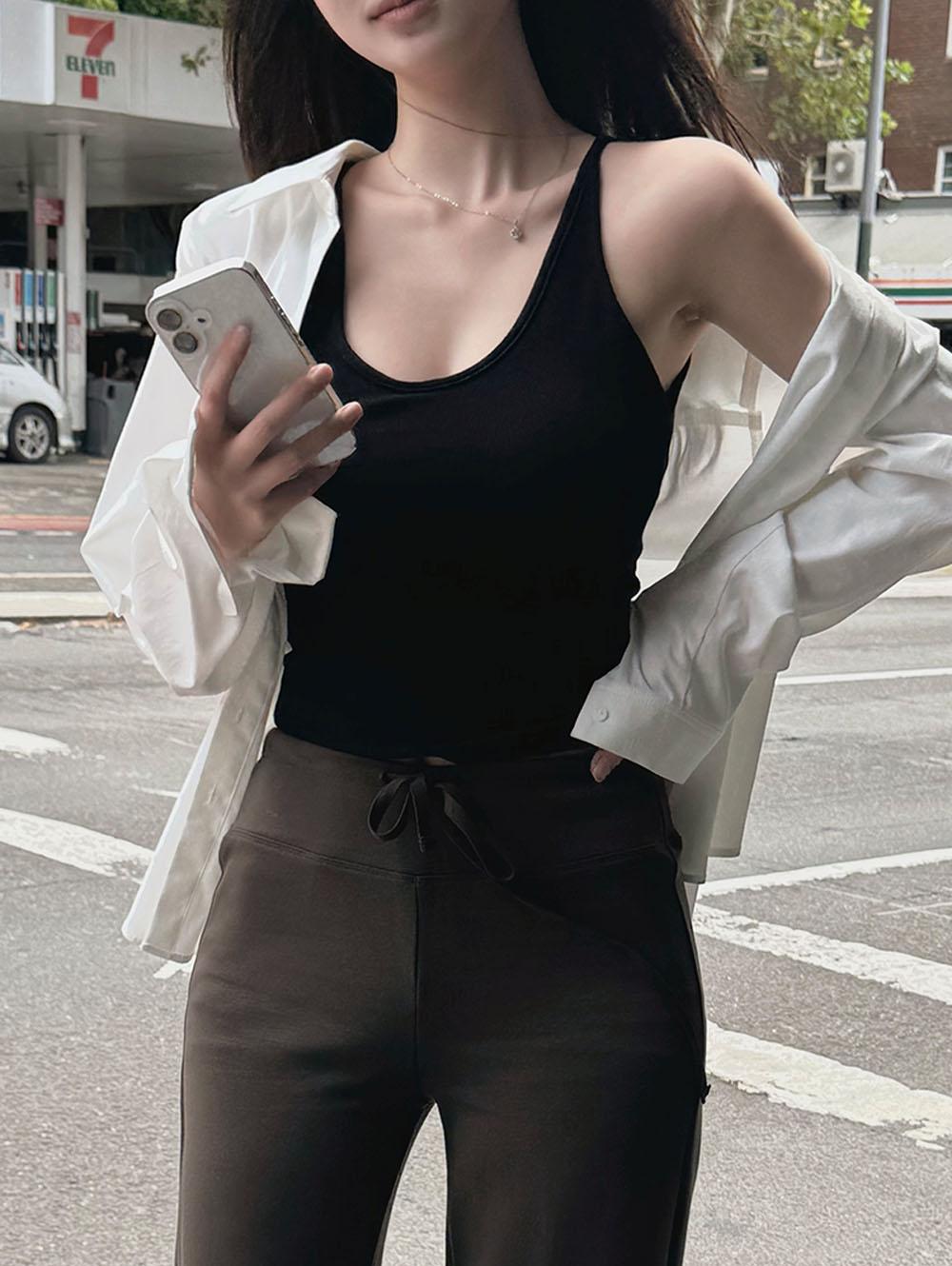 슬로우앤드 [속옷프리] only. 여리핏 홀터넥 캡내장 슬리브리스 - 7 color