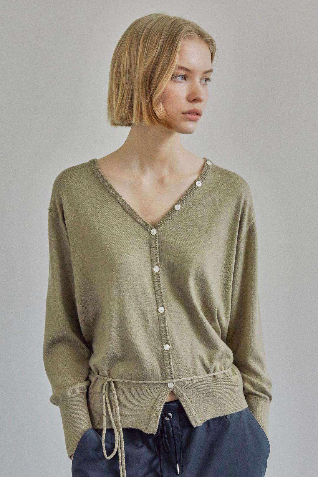 BUTTON STRING CARDIGAN / KHAKI BEIGE