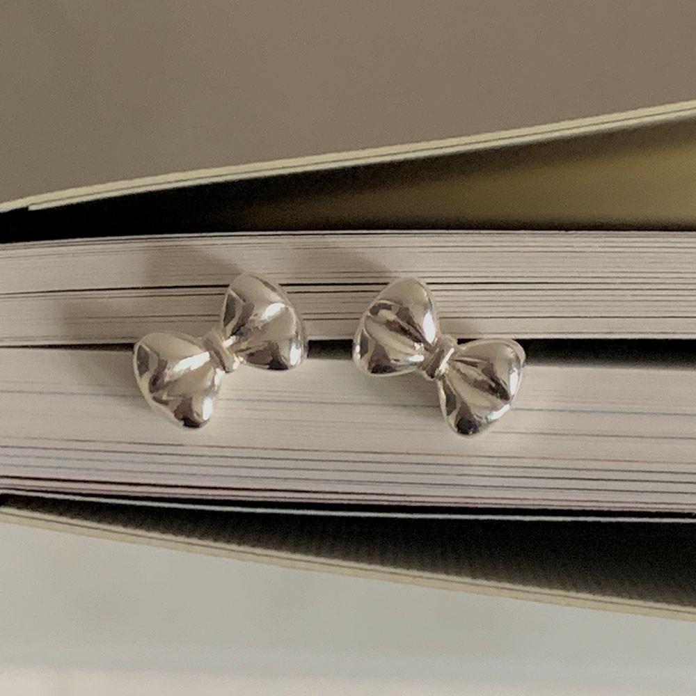 실버 925 동글리본귀걸이 포인트리본이어링