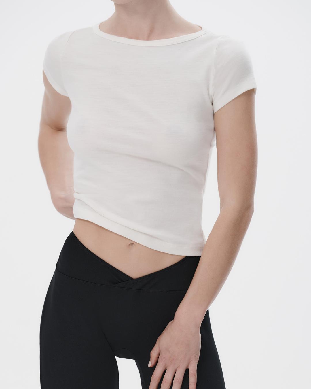 The Short Sleeve T-Shirt in Merino Jersey - M / Cream