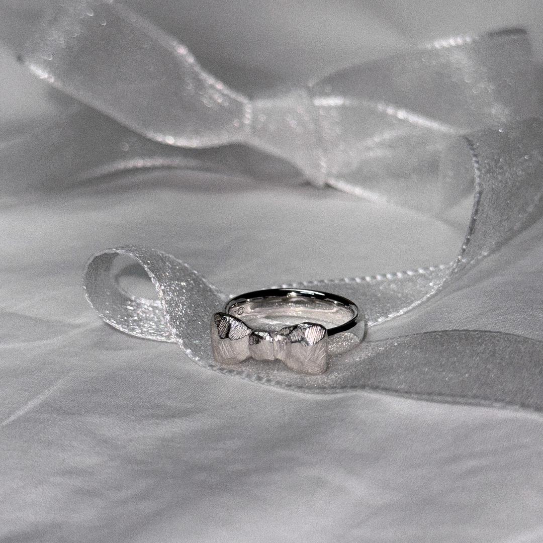 Rough Ribbon Ring (R.R.R)