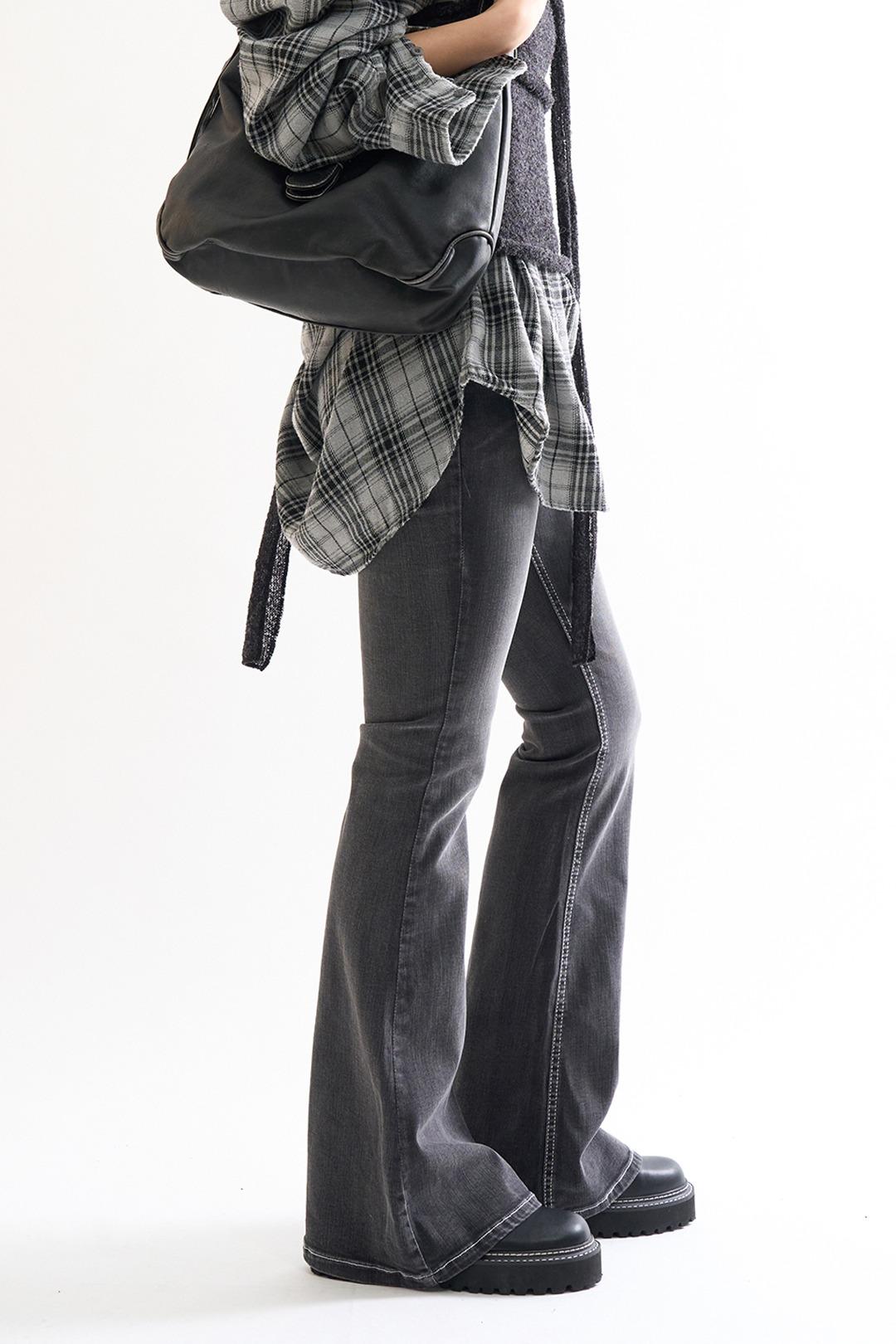 배니싱 슬림 부츠컷 데님 팬츠