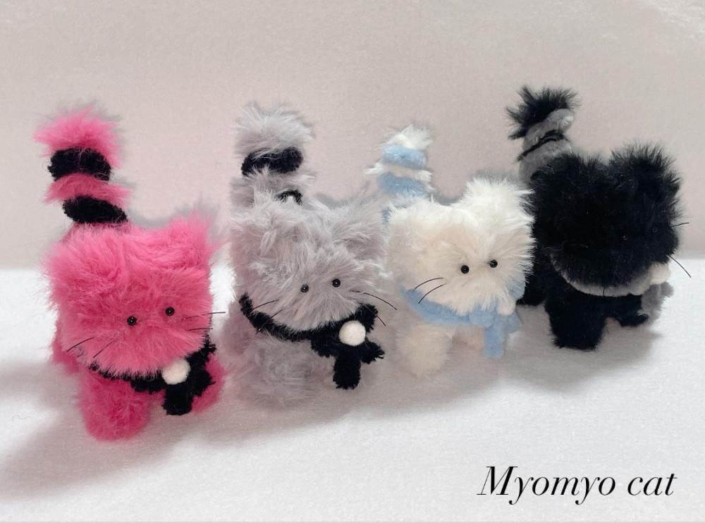Myomyo cat Keyring : 플러피데이Fluffyday