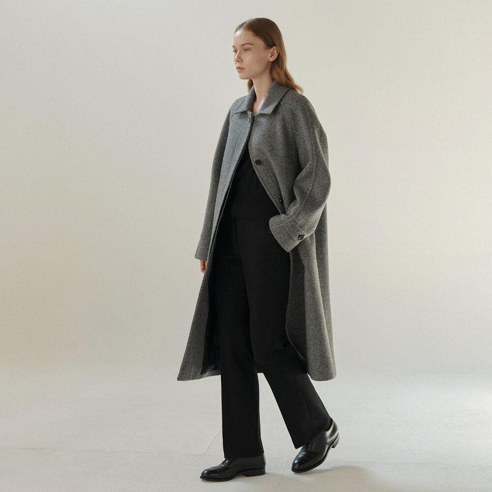 Herringbone Balmacaan Coat (Grey)