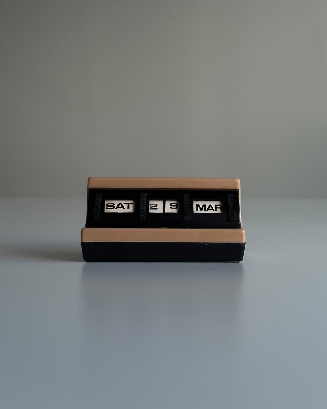 70s Vintage Desk Calendar