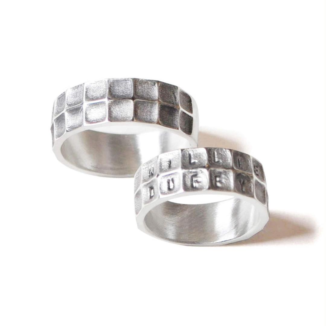 2 Peanut Ring (normal & stamp ver.)