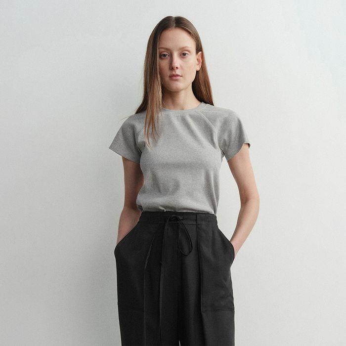 [3차 예약 배송 : 4/29 (화)] RAGLAN RIB T-SHIRT (GREY)