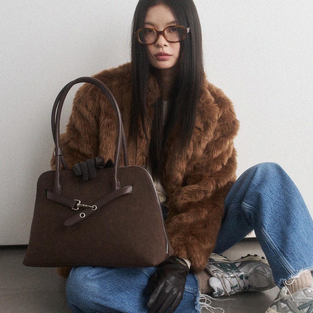 [29CM단독] NOA BAG [SUEDE DEEP BROWN SILVER]