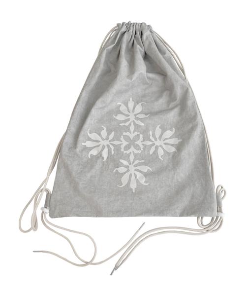 더콜디스트모먼트(THE COLDEST MOMENT)  TCM flower logo gym sack (dirty white) - 사이즈 & 후기 | 무신사