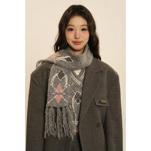 Moromoro rough edge scarf