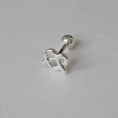 실버925 미니 하트 프레즐 은피어싱 (한 짝 가격)