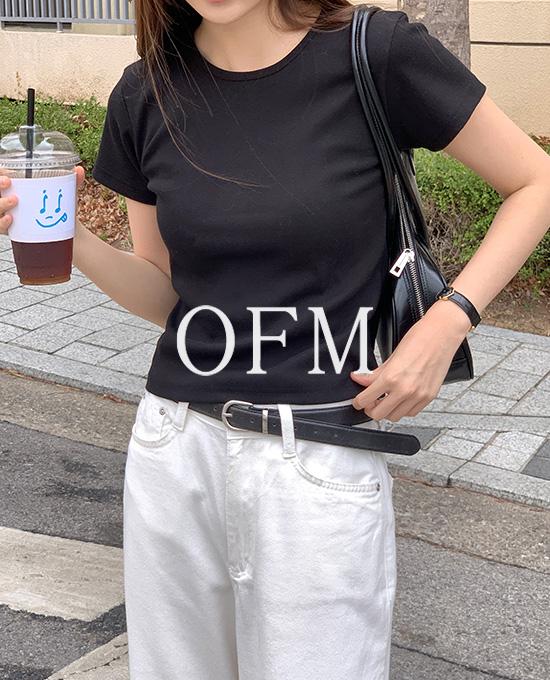 메리어라운드 [단독][후기극찬][최단기간판매1위][ofm] 쫀쫀 베이직 슬림핏 티셔츠 (tee)