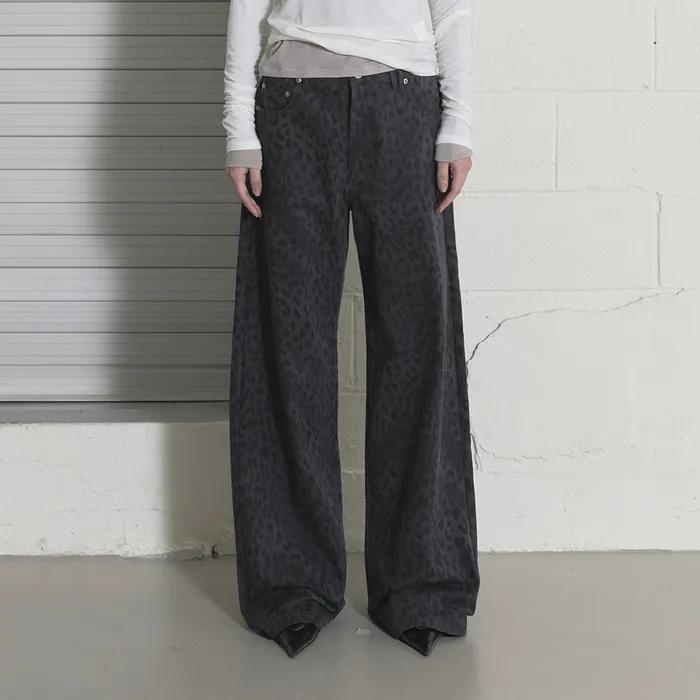 [지효 착용] [43TH RESTOCK] LEOPARD STRAIGHT PANTS - CHARCOAL