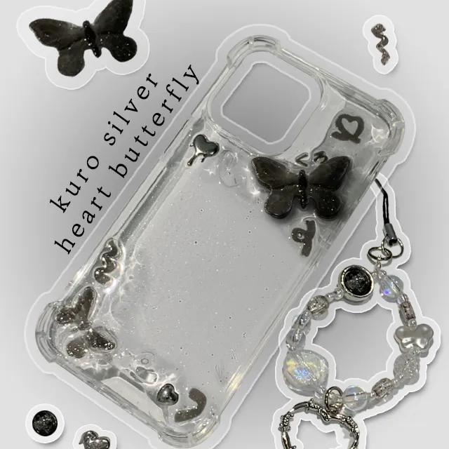 [전기종]🖤kuro silver heart butterfly 쿠로 실버하트 나비 y2k 비즈키링 스트랩 핸드폰고리 레진 폰케이스