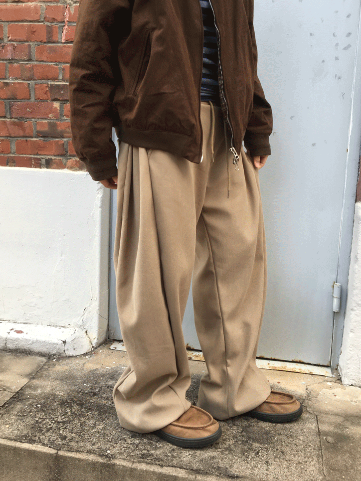 [21900원 기획/재고 소진시 판매종료] 사이드 핀턱 코듀로이 와이드 팬츠 (4 Color/2 Size)