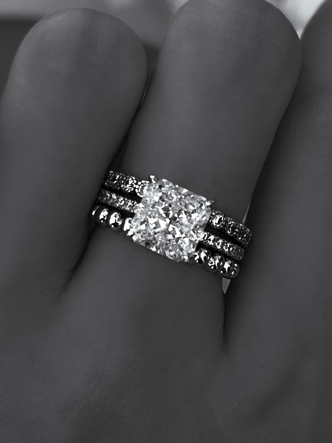 [925 Silver] 2.80Ct Crushed Ice Square Ring